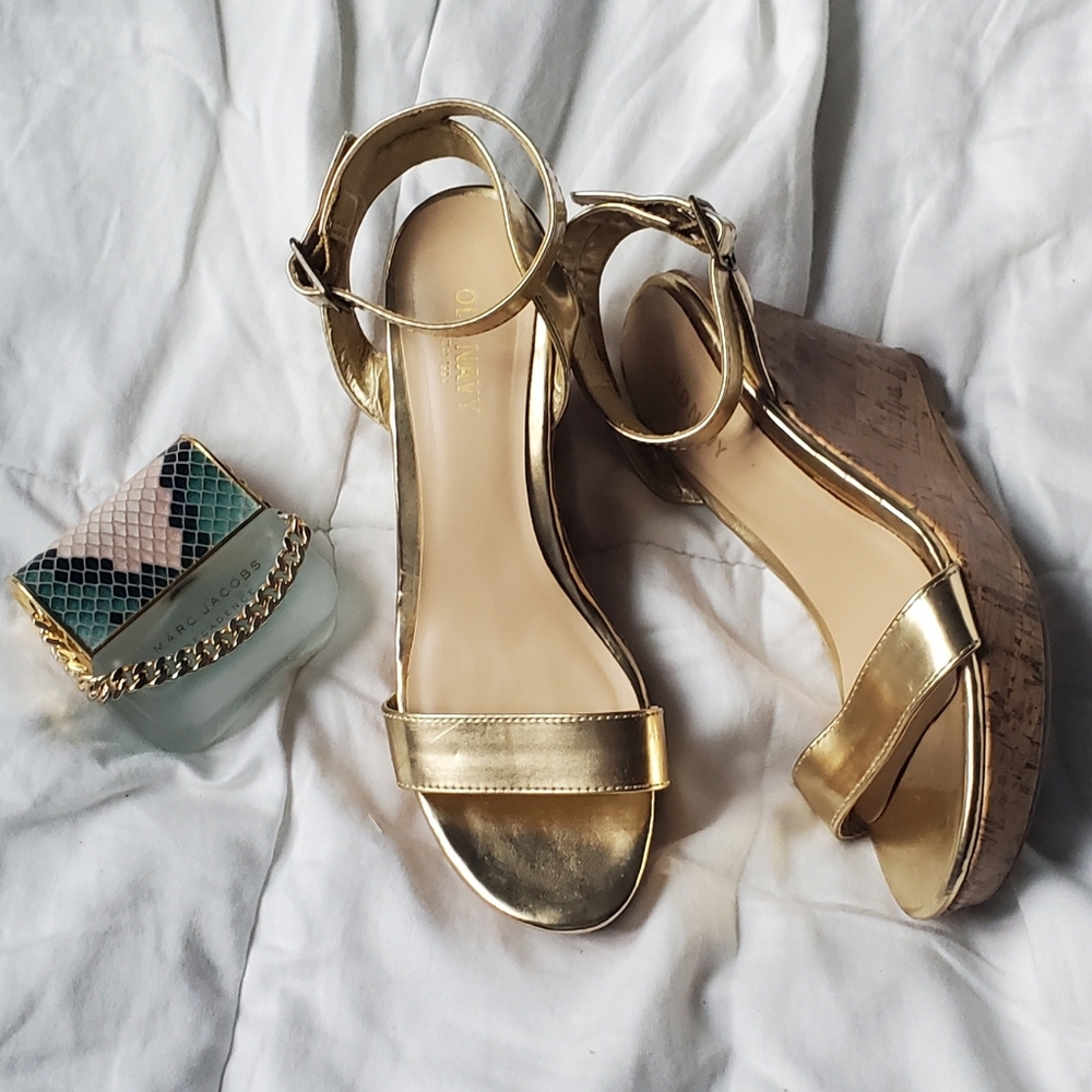 Old Navy cork wedges